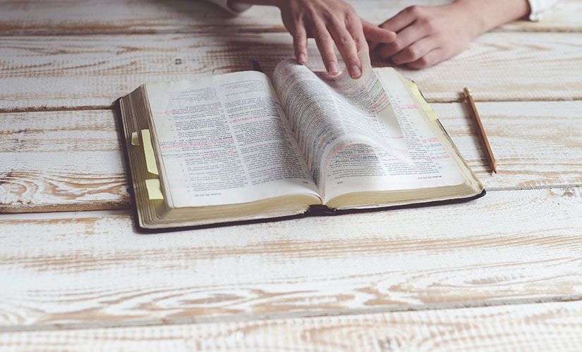 Cinco preguntas para guiar tu lectura de la Biblia